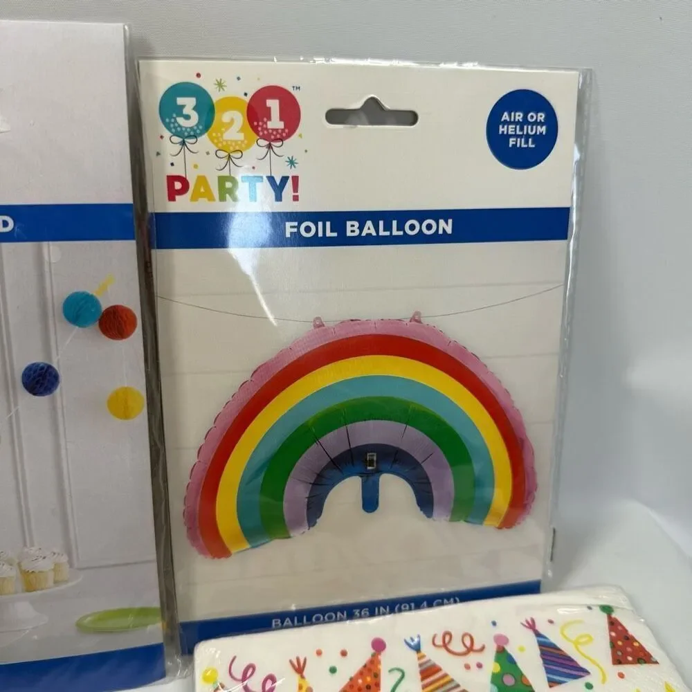 D29   Party Decorations- 7 piece Rainbow party decor - balloons, napkins, garlan